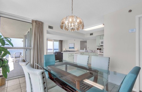 Pensacola Beach Condo | 🏖️Bay Views-Walk to beach-Pool-Tennis Courts-3BR Tristan Towers 10A