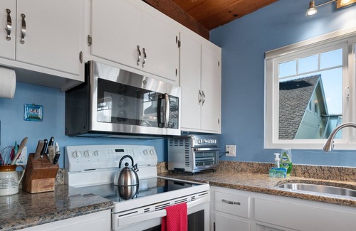 Eastside Santa Cruz House | Bay Watch Beach House