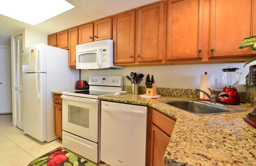 Crescent Beach Condo | Bay Watch Resort 420 - Beautiful OceanFront 1 Bedroom 1 Bath