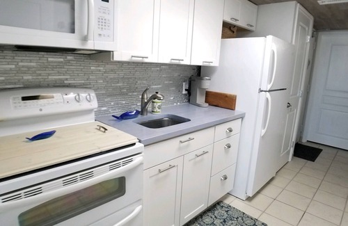 Ash Resort | BAY WATCH RESORT N. Myrtle OCEANFRONT BALCONY 1 Bdrm sleeps 6. Reno 2021