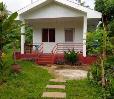 Pilar Bed & Breakfast | Bayay ni Nanay Bed & Breakfast in Magpupungko Beach Road