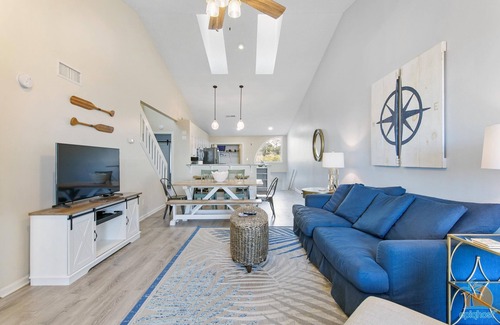Sandestin House | Baydreamin-Sandestin® 3BR/3BA-Golfcart to Beach!