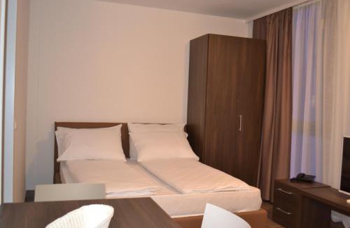 Ludwigsvorstadt-Kliniken Apartment | Bayer's Boardinghouse und Hotel