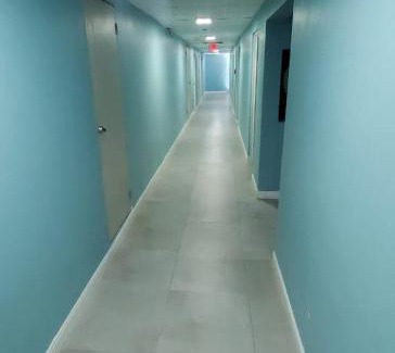 Portmore Apartment | Bayfront City & sea view