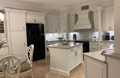 Redevelopment Area Condo | Bayfront Condo near 5th Ave, short walk to the beach!