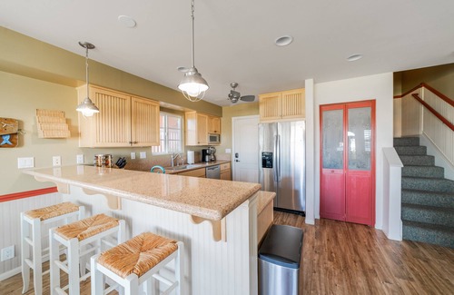 San Diego House | Bayfront Dreams - Bay Views, Garage, Boardwalk & Patio