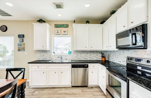 Terramar Beach House | Bayfront Home w/Private Dock, 3 Decks, 1 mi from Beach, Great Fishing & Birding
