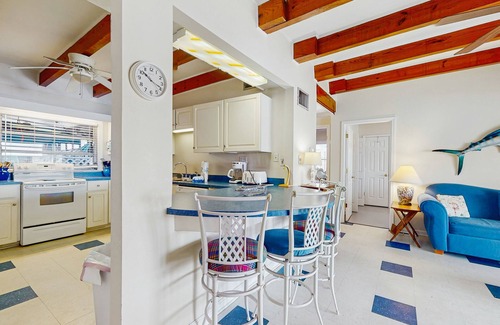 Dauphin Island House | Bayfront home w/private dock, deck & sleeper porch - dog-friendly