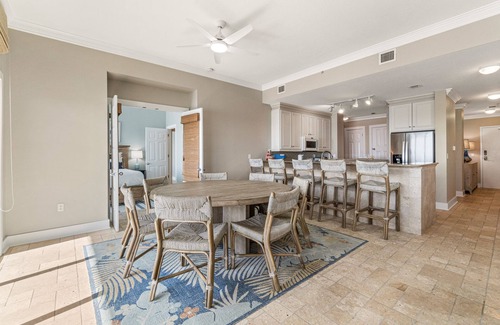 Pensacola Beach Condo | Bayfront penthouse with huge balcony, stunning beach/harbor views & pool