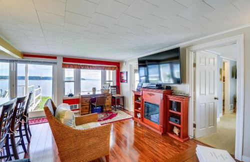 Port Hadlock House | Bayfront Port Hadlock Retreat with Grill and Deck!