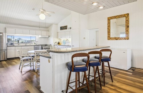 Galveston House | Bayfront Retreat | Bay Views, Fantastic Sunsets