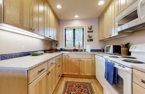 Port Ludlow Apartment | Bayfront Retreat