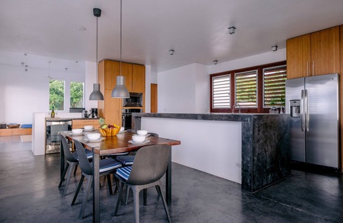 Little Trunk Bay Villa | Bayhouse - Modern Beachfront Villa, POOL, 180º Ocean Views, 3BR, 3.5BA