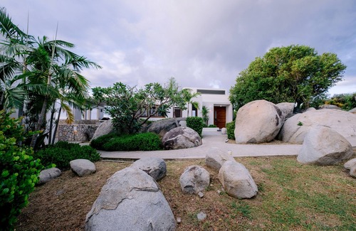 Little Trunk Bay Villa | Bayhouse - Modern Beachfront Villa, POOL, 180º Ocean Views, 3BR, 3.5BA
