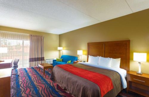 Bonita Springs Hotel | Baymont by Wyndham Bonita Springs