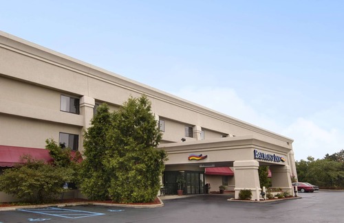 Battle Creek Hotel | Baymont by Wyndham Battle Creek/I-94