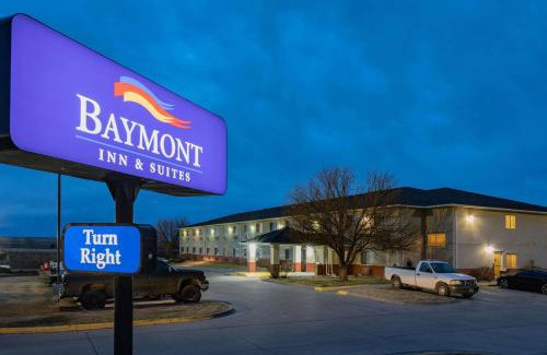 Evansville Hotel | Baymont by Wyndham Casper East