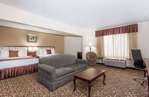 Columbia Hotel | Baymont by Wyndham Columbia Fort Jackson