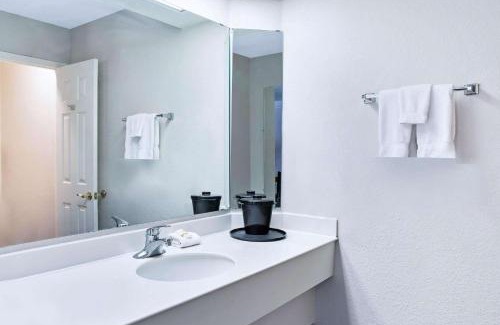 Fort Stockton Hotel | Baymont by Wyndham Fort Stockton