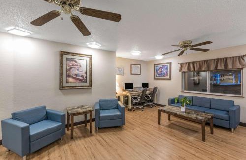 Fort Dodge Hotel | Baymont by Wyndham Fort Dodge