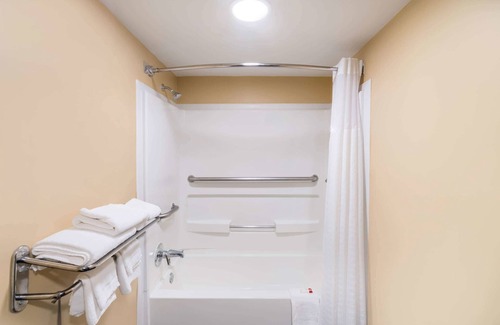 Franklin Hotel | Baymont by Wyndham Franklin/Cool Springs