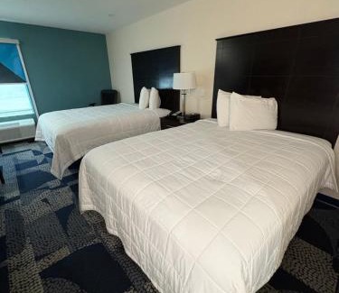 Iowa Hotel | Baymont by Wyndham Iowa Lake Charles