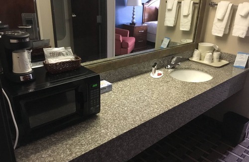 Lawton Hotel | Baymont by Wyndham Lawton