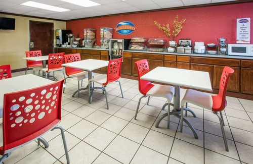 Lawton Hotel | Baymont by Wyndham Lawton