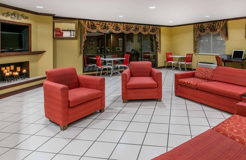 Lawton Hotel | Baymont by Wyndham Lawton
