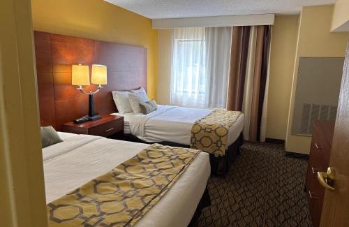 Mishawaka Hotel | Baymont by Wyndham Mishawaka South Bend Area