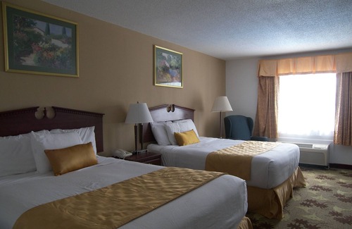 Mount Vernon Hotel | Baymont by Wyndham Mount Vernon Renfro Valley
