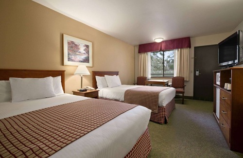 Totem Lake Hotel | Baymont by Wyndham Seattle/Kirkland WA