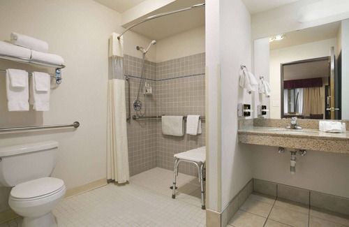 Totem Lake Hotel | Baymont by Wyndham Seattle/Kirkland WA