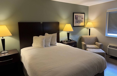 Tuscola Hotel | Baymont by Wyndham Tuscola