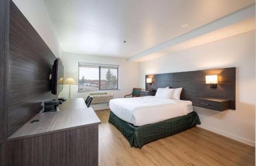 Meridian Hotel | Baymont INN & Suites by Wyndham