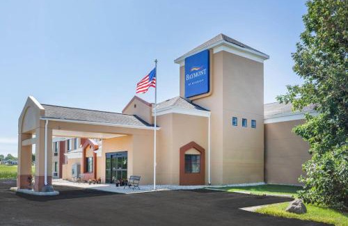 Mukwonago Hotel | Baymont Inn & Suites by Wyndham Mukwonago