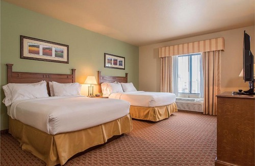 Sturgis Hotel | Baymont Inn & Suites by Wyndham Sturgis