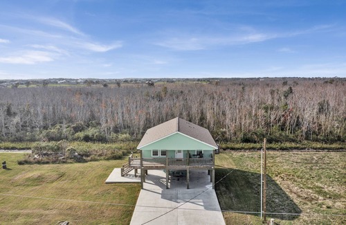 Hackberry House | Bayou Teal Lodge