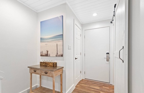 Sandestin Condo | Bayou Village Sandestin! Lakefront Villa, 2 GOLF CARTS! Pool, Tram to Wharf.