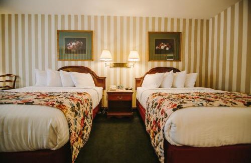 Traverse City Hotel | Bayshore Resort