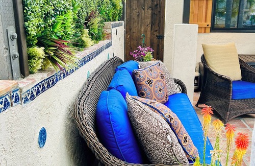 Pacific Beach Apartment | Bayside Bungalow Studio Central to All Local Attractions