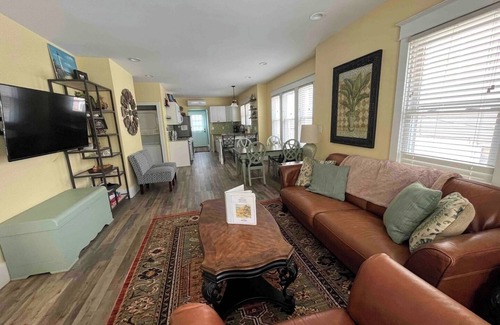Atlantic City House | Bayside Bungalow - Close to Casinos and Boardwalk!