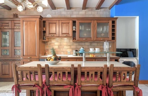 Playa del Cable Apartment | Bayside Concha House: Beachfront Oasis with Heated Pool