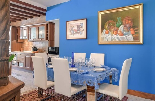 Playa del Cable Apartment | Bayside Concha House: Beachfront Oasis with Heated Pool