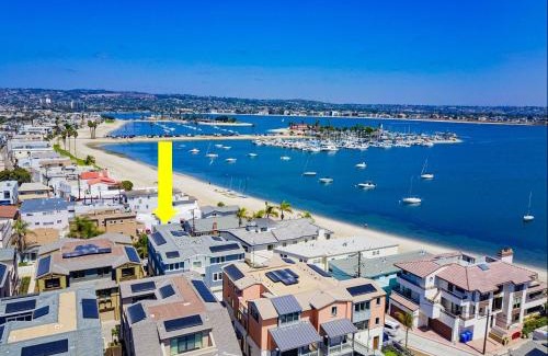 Central Mission Beach House | Bayside Cove 8