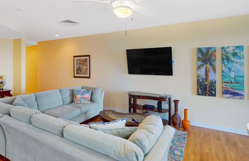 Sandbridge Condo | Bayside first floor condo with central AC, access to pools & fitness centers