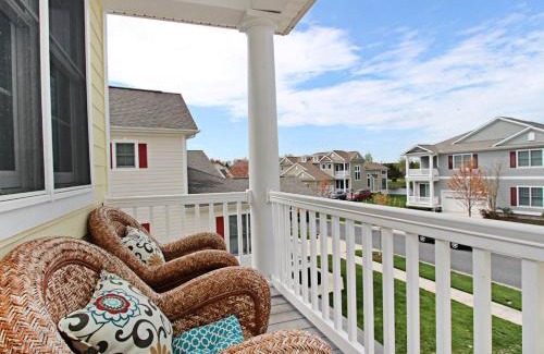 The Commons House | Bayside Resort - 36295 Sunflower