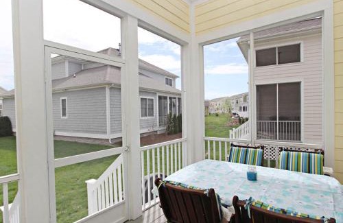 The Commons House | Bayside Resort - 36295 Sunflower