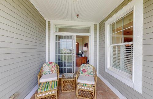 Sun Ridge Apartment | Bayside Resort - 38415 Boxwood Terrace, Unit #302B