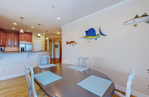Sun Ridge Condo | Bayside Resort condo w/shared pools, hot tub, sauna & tennis courts